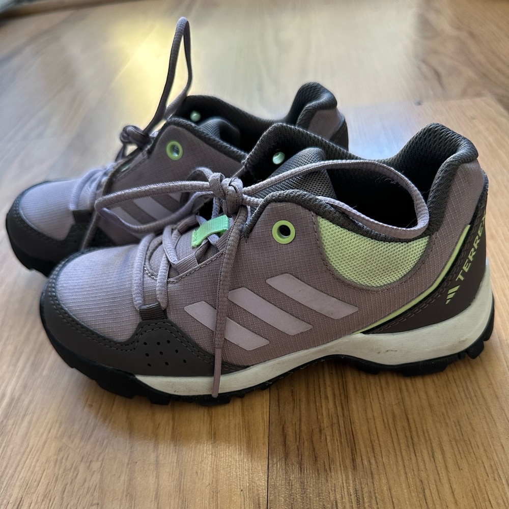Adidas Terrex Lavender and Black Toddler Trail Shoes (sz 12)
